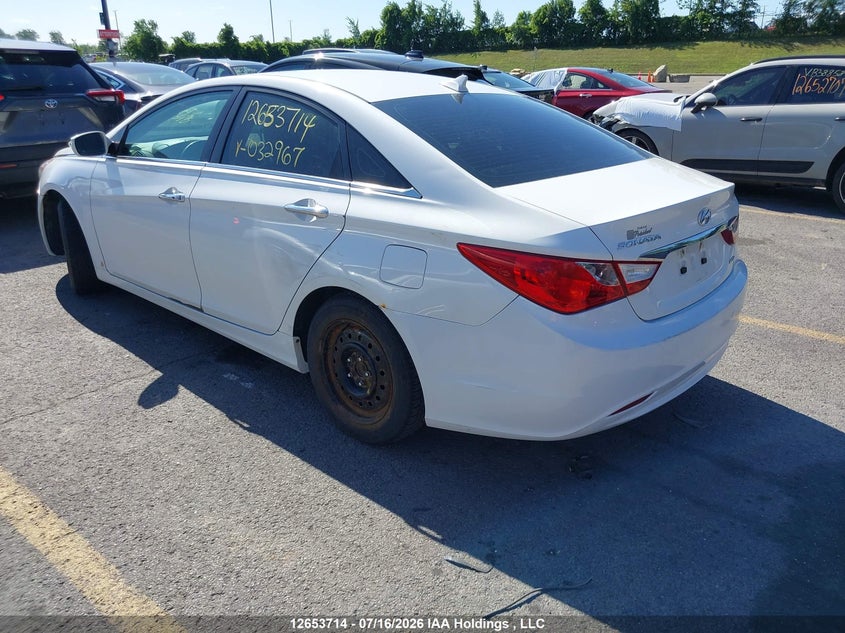 Vin: 5npec4ac2bh032967, lot: 3055589, hyundai sonata 20113