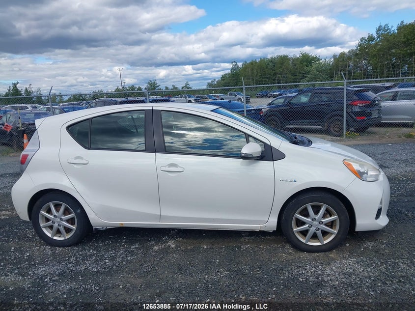 2013 Toyota Prius C VIN: JTDKDTB39D1543546 Lot: 12653885