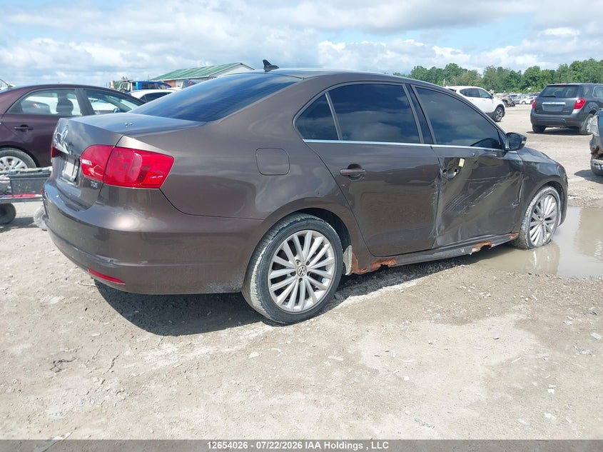 Vin: 3vwll7aj3bm102748, lot: 3055907, volkswagen jetta 2.0 tdi highline 20114