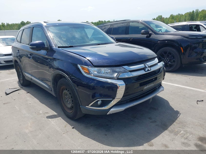 2018 Mitsubishi Outlander Es, Удар спереду, IAAI, VIN JA4AZ2A36JJ600817