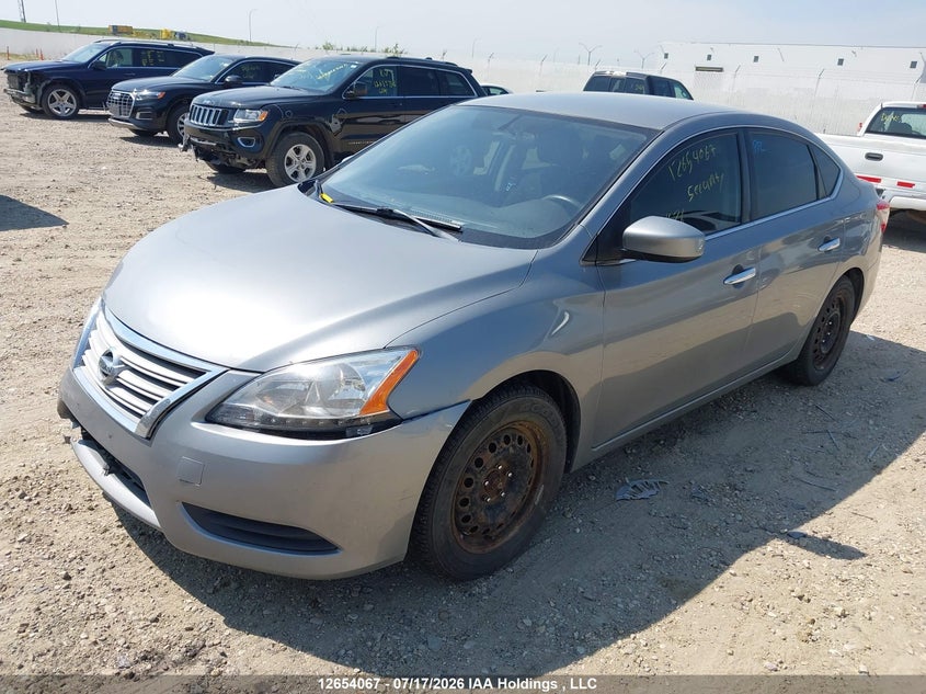 2013 Nissan Sentra, Front, IAAI, VIN 3N1AB7AP0DL786283 — photo 2