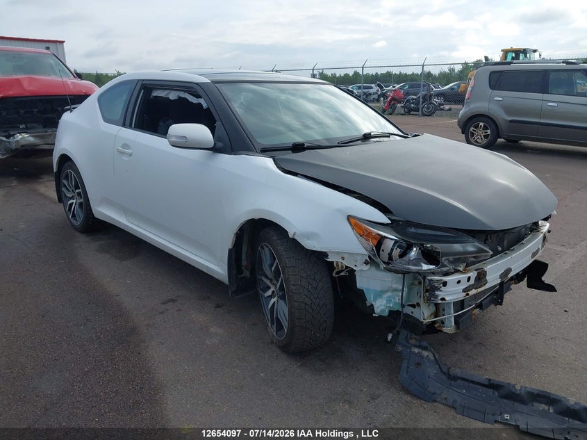 Vin: jtkjf5c70f3095684, lot: 3055978, toyota scion tc 2015 img_1
