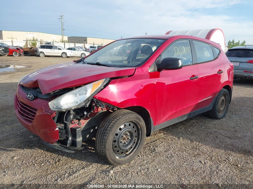 2011 Hyundai Tucson, Front, IAAI, VIN KM8JT3AC5BU195137 — photo 2