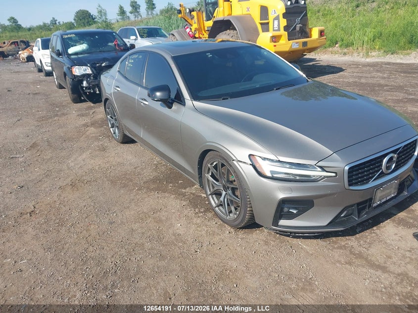2019 VOLVO S60 T6 R-DESIGN - zdjęcie 1