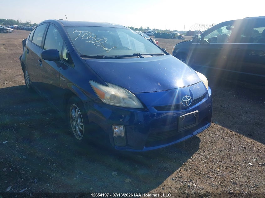 Vin: jtdkn3duxb5255947, lot: 3056105, toyota prius 2011 img_1