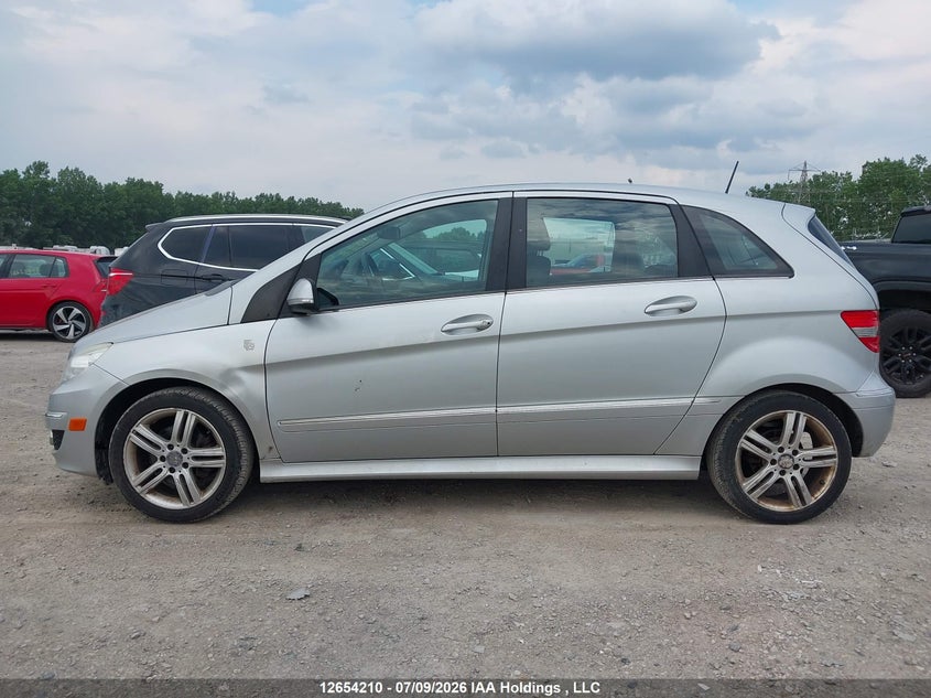 2011 Mercedes-Benz B200 VIN: WDDFH3DB2BJ607147 Lot: 12654210