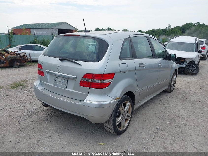 2011 Mercedes-Benz B200 VIN: WDDFH3DB2BJ607147 Lot: 12654210