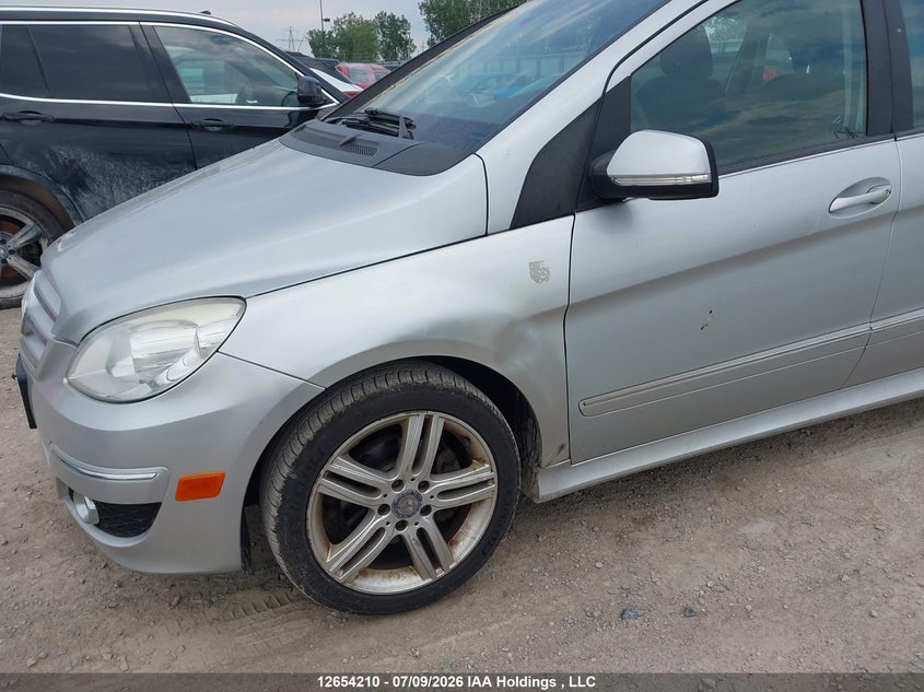 2011 Mercedes-Benz B200 VIN: WDDFH3DB2BJ607147 Lot: 12654210