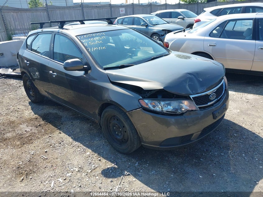 Vin: knafu5a20b5445319, lot: 3056383, kia forte 2011 img_1