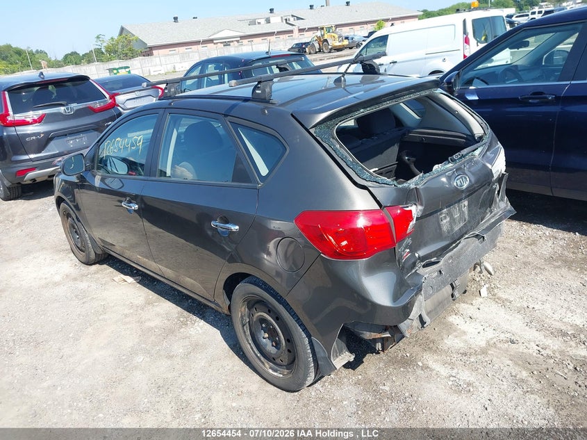 Vin: knafu5a20b5445319, lot: 3056383, kia forte 20113