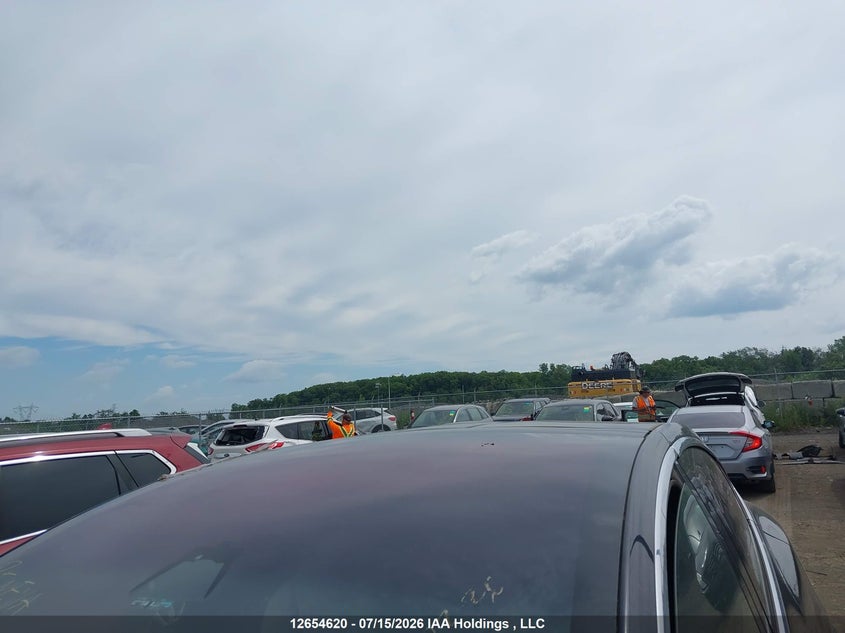 2018 Tesla Model X 100D/75D/P100D VIN: 5YJXCDE2XJF116798 Lot: 12654620