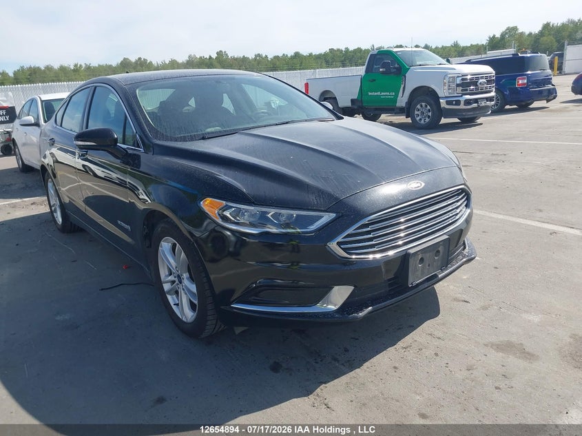 Vin: 3fa6p0lu8jr275191, lot: 3056836, ford fusion 2018 img_1