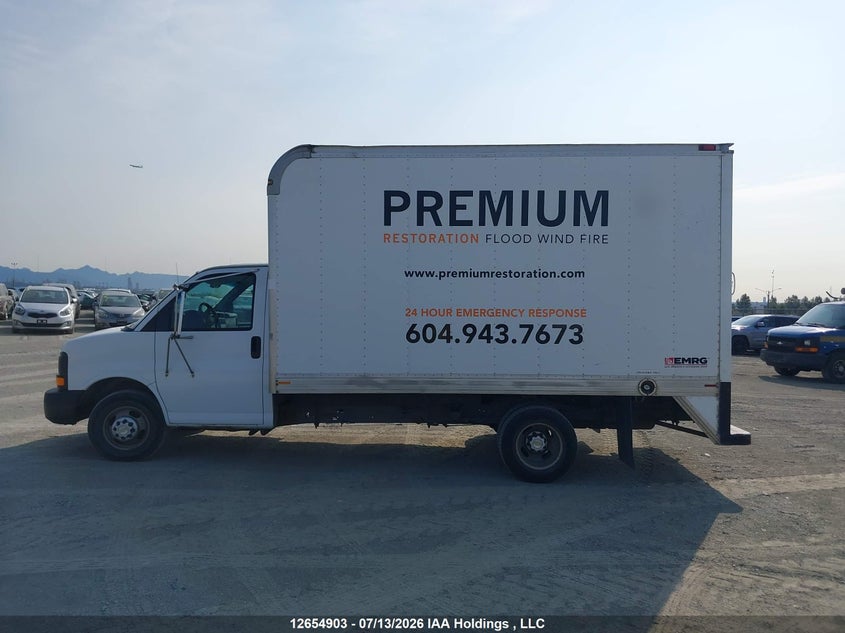 2006 Chevrolet Express Cutaway Work Van VIN: 1GBJG31U661192678 Lot: 12654903