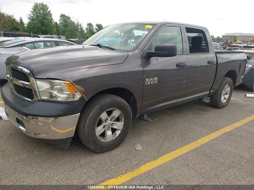 2018 RAM 1500, Right Front, IAAI, VIN 1C6RR7KG2JS283675 — photo 2