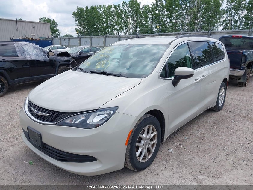 2019 Chrysler Pacifica, Левый бок, IAAI, VIN 2C4RC1DG3KR741232 — фото 2