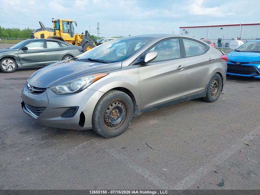 2013 Hyundai Elantra Gl, Front, IAAI, VIN 5NPDH4AE4DH205227 — photo 2