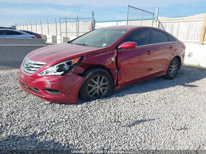 2013 Hyundai Sonata, Left Side, IAAI, VIN 5NPEB4AC2DH732526 — photo 2
