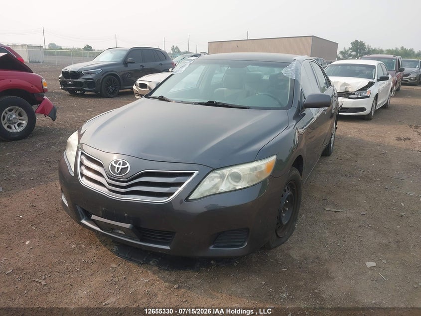 2010 Toyota Camry, Удар ззаду, IAAI, VIN 4T1BF3EK5AU111524 — фото 2