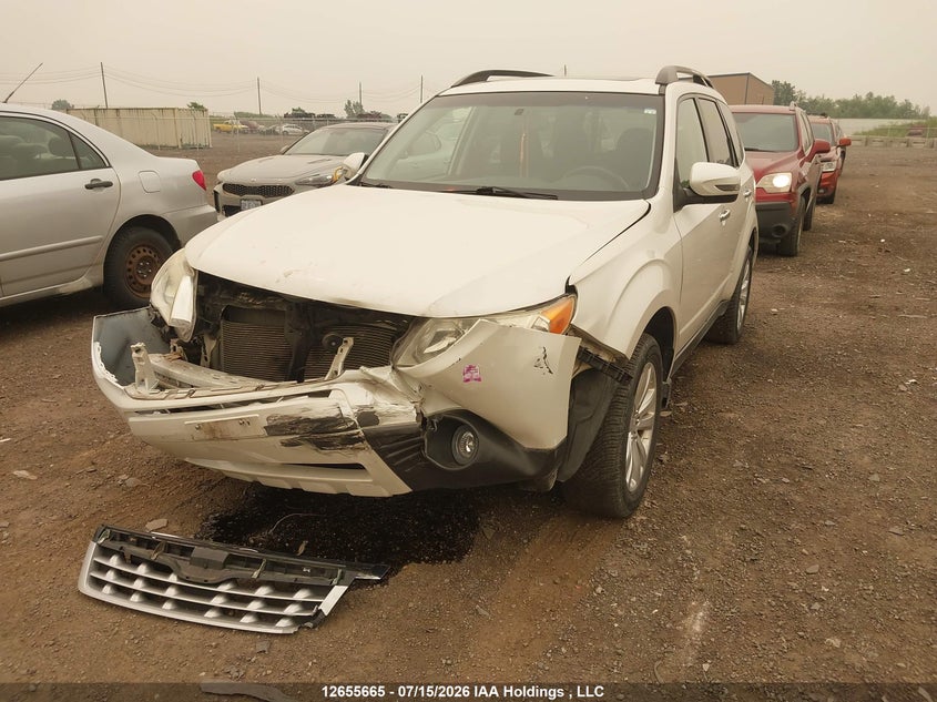 Vin: jf2shcec9dh411637, lot: 3057673, subaru forester 2.5x limited 20132