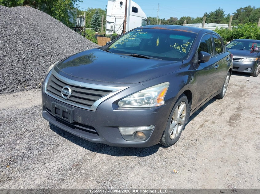 2013 Nissan Altima, Front, IAAI, VIN 1N4AL3AP5DN547854 — photo 2