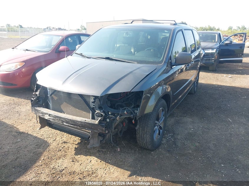 2017 Dodge Caravan, Front, IAAI, VIN 2C4RDGBG0HR632352 — photo 2