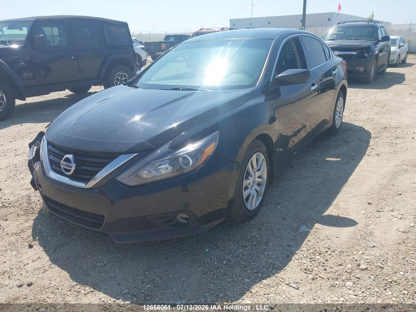 2018 Nissan Altima, Удар спереду, IAAI, VIN 1N4AL3AP4JC103582 — фото 2
