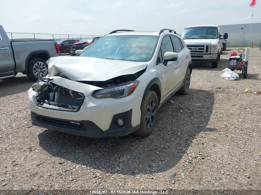 2018 Subaru XV, Front, IAAI, VIN JF2GTAMC2JH298197 — photo 2