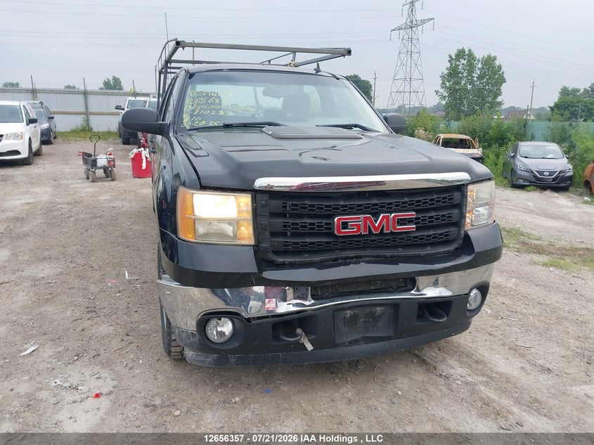 2013 GMC SIERRA PICKUP 6.0L V-8 VVT, 360HP