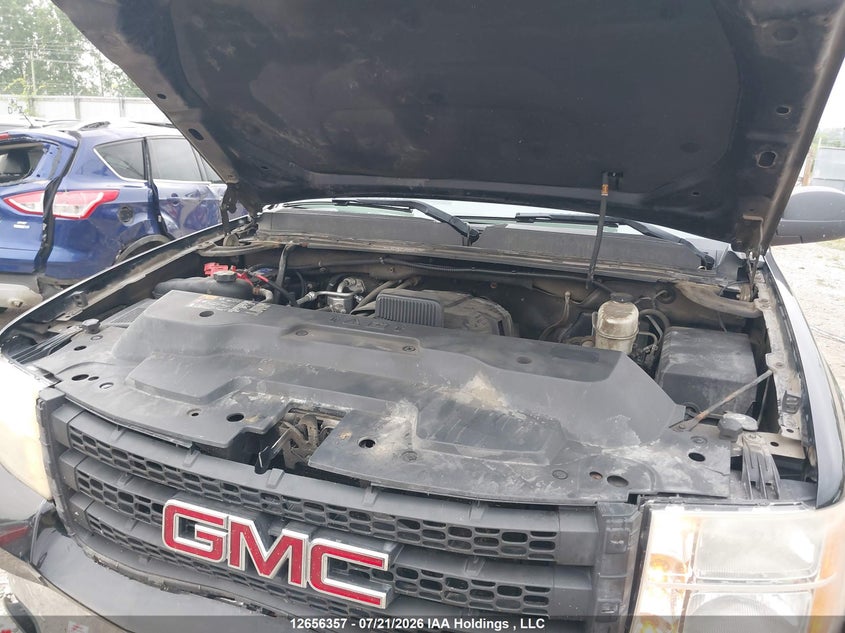 2013 GMC SIERRA PICKUP 6.0L V-8 VVT, 360HP