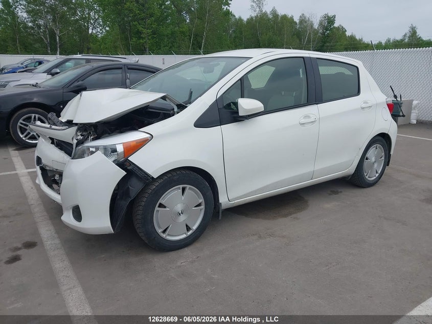 2012 Toyota Yaris, Front, IAAI, VIN JTDKTUD38CD530869 — photo 2