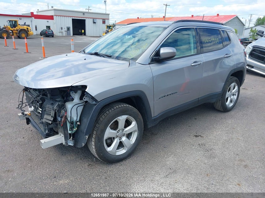2018 Jeep Compass, Front, IAAI, VIN 3C4NJDBB0JT263697 — photo 2