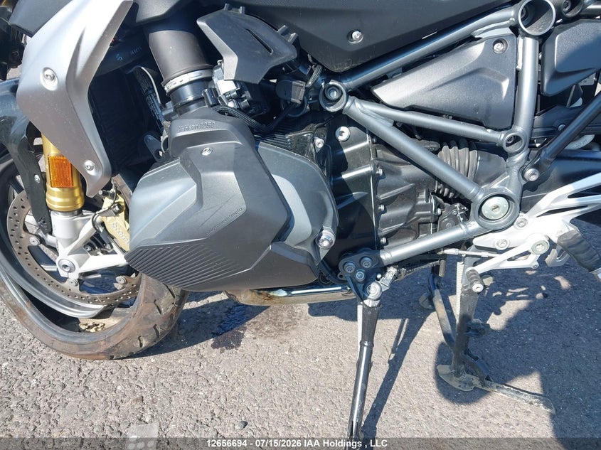 2023 BMW R 1250 R - zdjęcie 9
