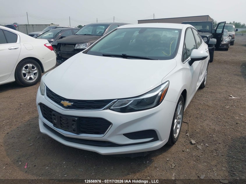 2017 Chevrolet Cruze, Лівий бік, IAAI, VIN 3G1BE5SM8HS600852 — фото 2