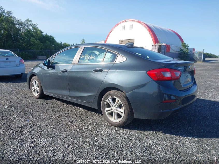 Vin: 3g1be5sm8hs537543, lot: 3059095, chevrolet cruze lt auto 20173