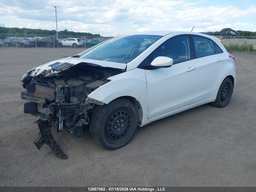 2017 Hyundai Elantra Gt Gl, Удар спереду, IAAI, VIN KMHD25LH3HU384494 — фото 2