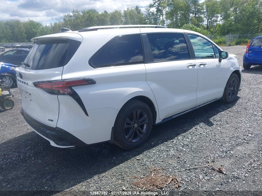 2026 Toyota Sienna Le/Xse/Limited/Platinum VIN: 5TDGSKFC3TS255782 Lot: 12657392