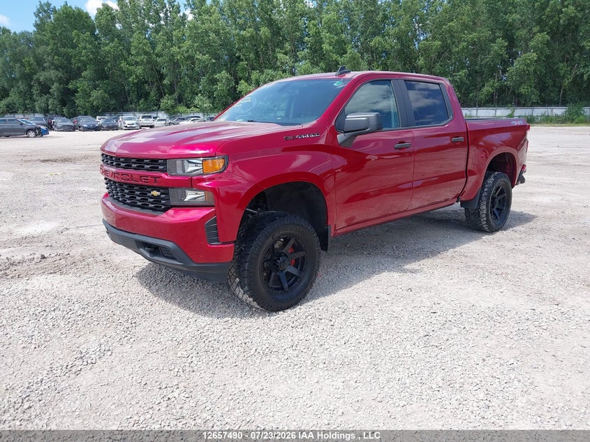2021 Chevrolet Silverado, Rear, IAAI, VIN 1GCUYBEF1MZ326989 — photo 2