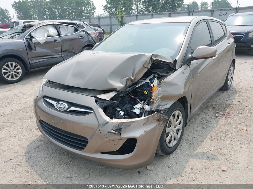 Vin: kmhct5ae3eu162888, lot: 3059646, hyundai accent 20142