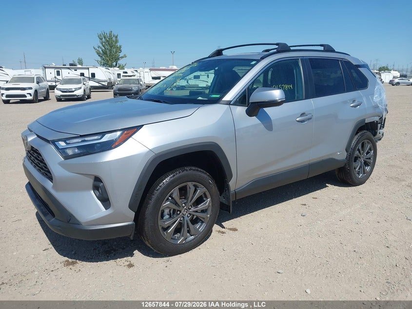 2025 Toyota Rav4 Hybrid Xle, Rear, IAAI, VIN 2T3RWRFV7SW281290 — photo 2