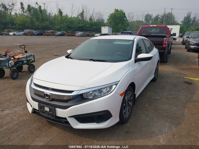 2018 Honda Civic, Правый бок, IAAI, VIN 2HGFC2F69JH037278 — фото 2