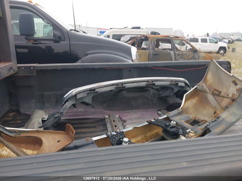 2003 Ford F-350 Lariat/Xl/Xlt VIN: 1FTWW33P53EB33993 Lot: 12657912