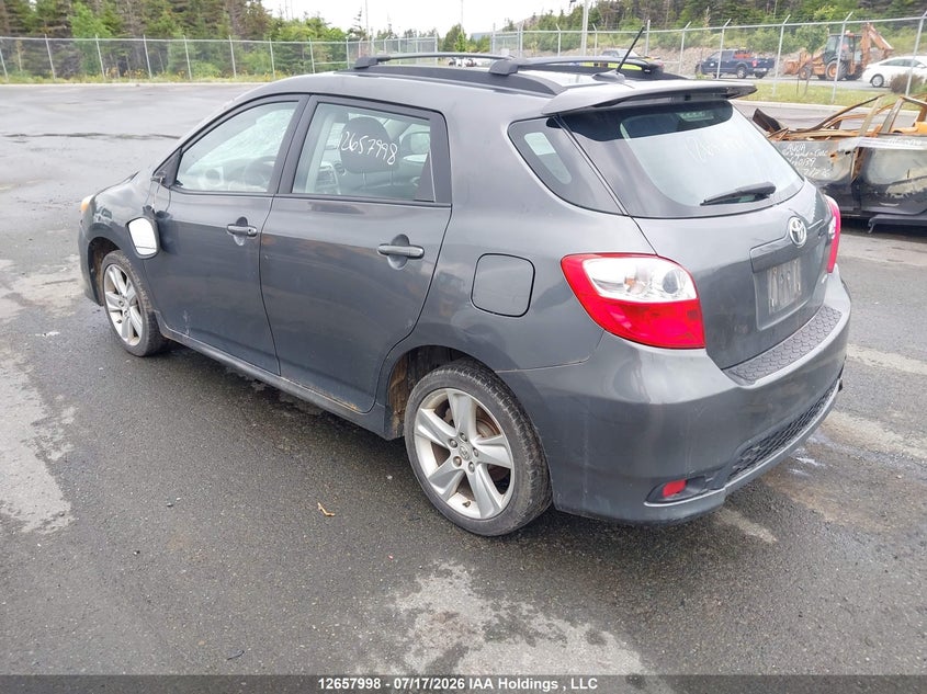 Vin: 2t1le4ee2bc019832, lot: 3060155, toyota corolla matrix s 20113