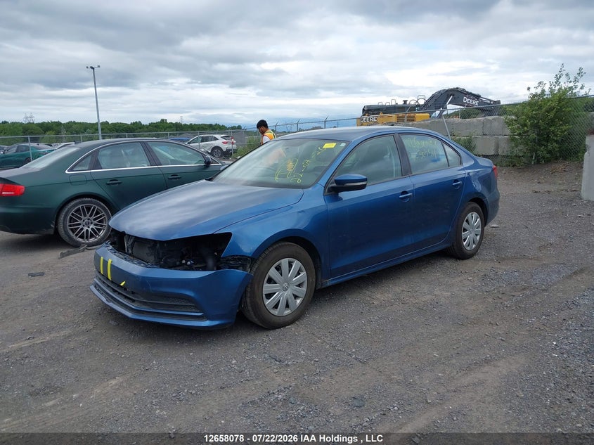2015 Volkswagen Jetta, Front, IAAI, VIN 3VW2K7AJ7FM303511 — photo 2