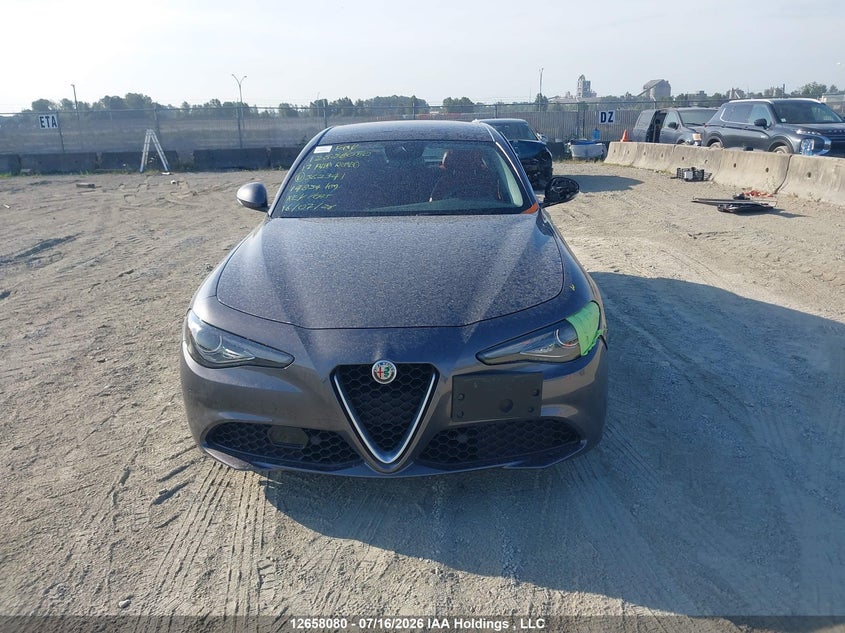2017 Alfa Romeo Giulia Ti VIN: ZARFAEEN4H7562341 Lot: 12658080