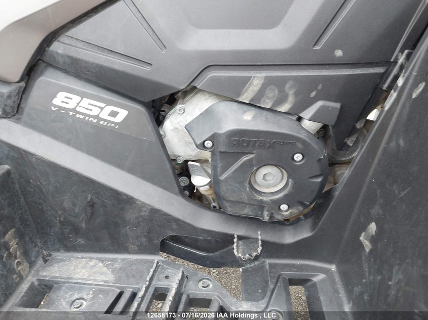 2023 CAN-AM/ BRP OUTLANDER ROADSTER_BIKE 2