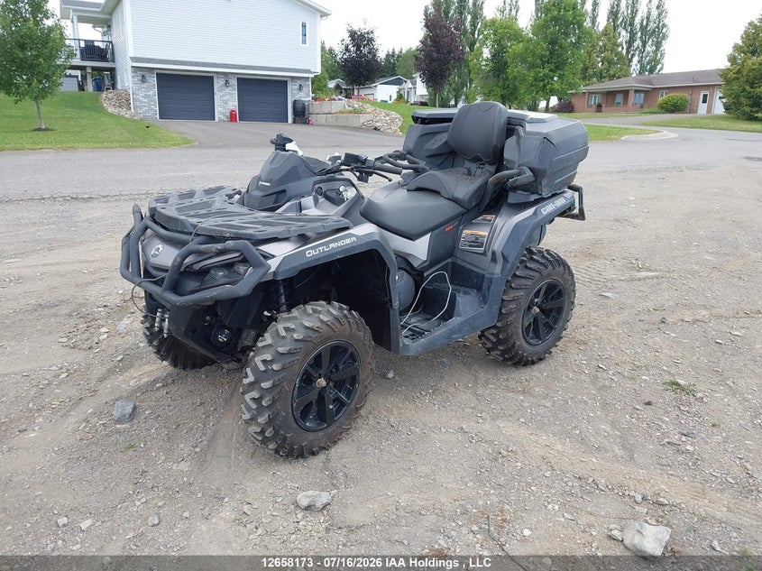 2023 CAN-AM/ BRP OUTLANDER ROADSTER_BIKE 2