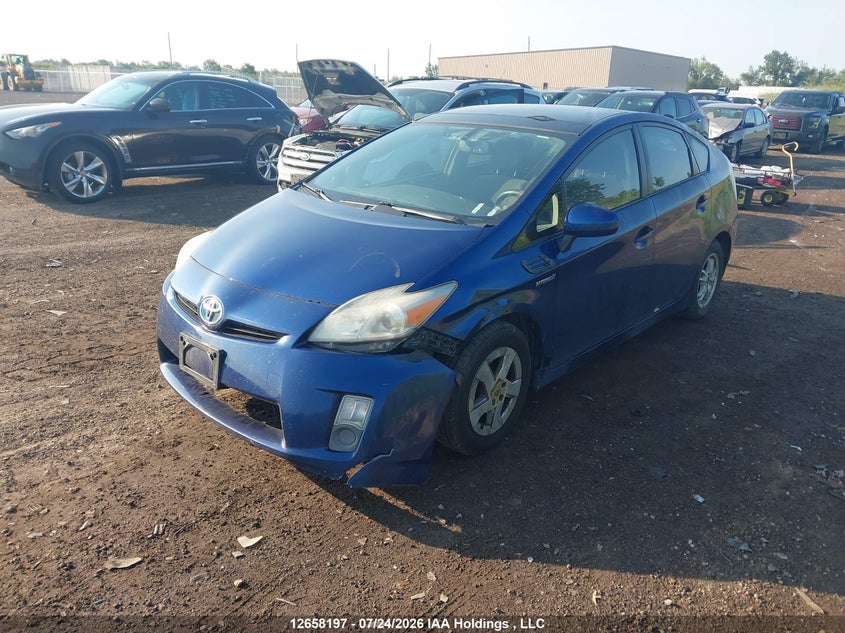 2010 Toyota Prius, Front, IAAI, VIN JTDKN3DU3A0144037 — photo 2