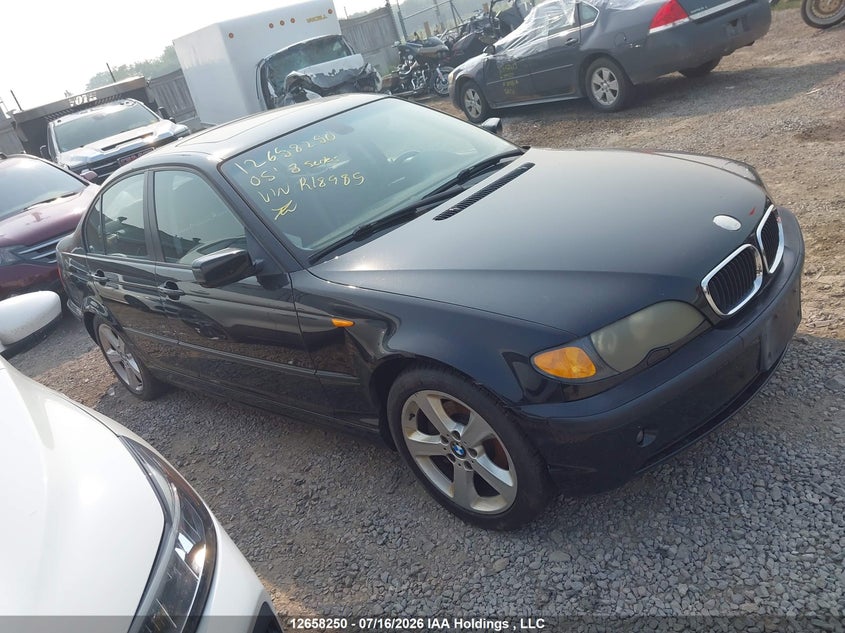 2005 BMW 3 Series VIN: WBAEU33445PR18985 Lot: 12658250