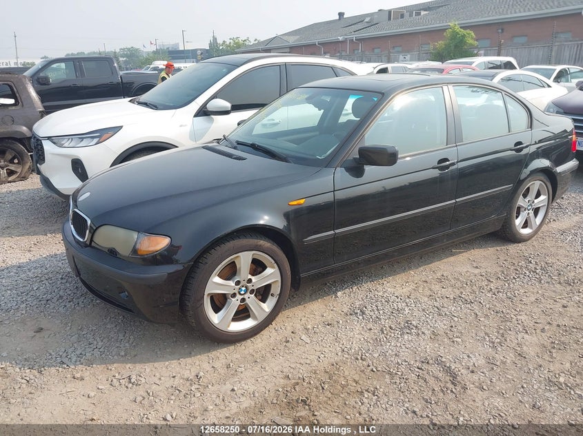2005 BMW 3 Series VIN: WBAEU33445PR18985 Lot: 12658250