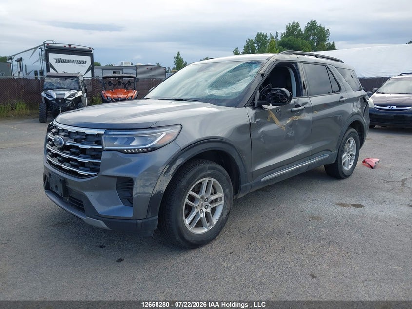 2025 Ford Explorer, Left Side, IAAI, VIN 1FMUK8DH1SGB35889 — photo 2